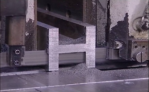 酉阳大揭秘：带锯条价格多少钱才能买到高质量的产品？